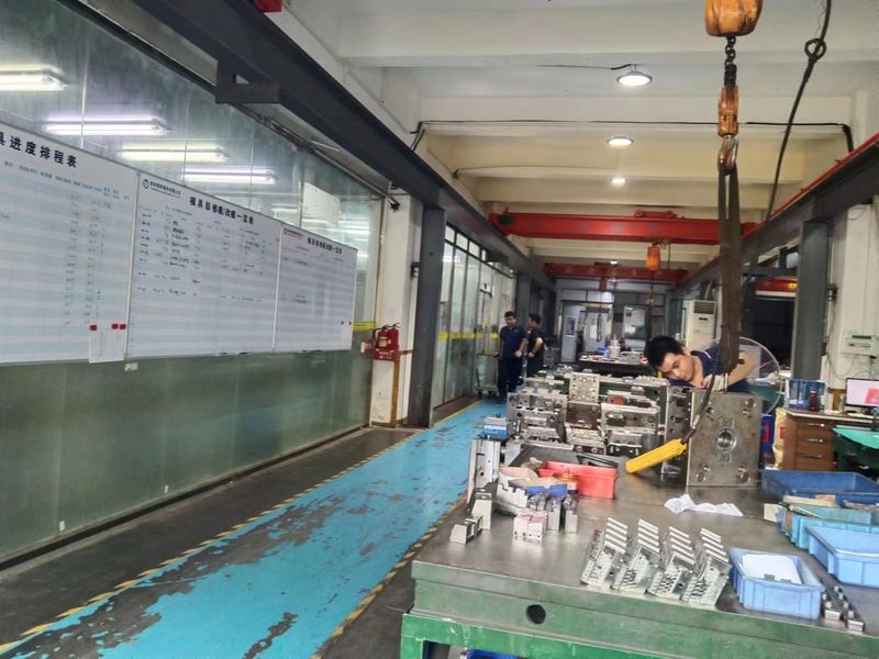 Dongguan JoonPang Plastic Mold Co., Ltd. خط تولید تولید کننده